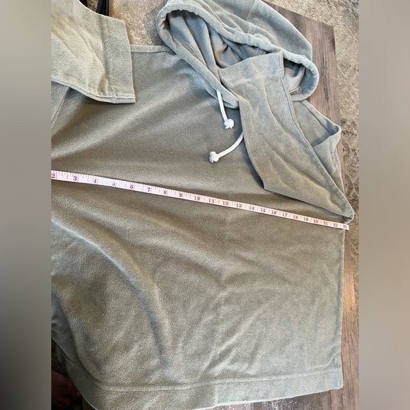 Love & Lore Long Sleeve Pale Green Terrycloth Hoodie Small - Picture 7 of 9